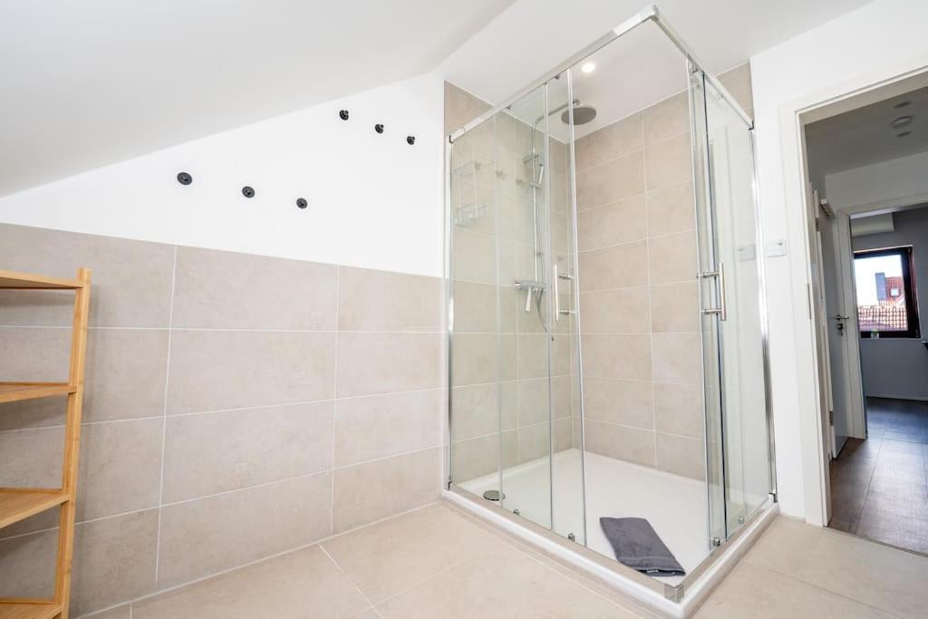 Moderne Maisonette Wohnung Im Fluesseviertel BRE エクステリア 写真